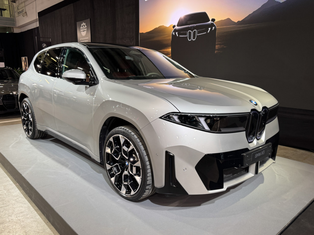 BMW iX3 노이어 클라쎄 측면 디자인