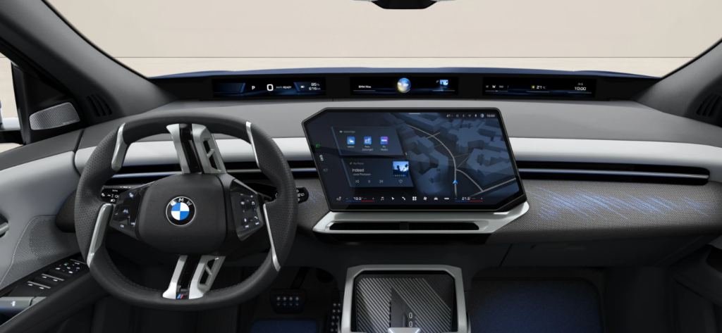 BMW Panoramic iDrive 실내 디스플레이